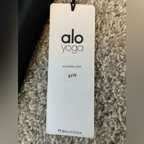 ALO Yoga Ripped Warrior Legging Black size XXS - Picture 7 of 9